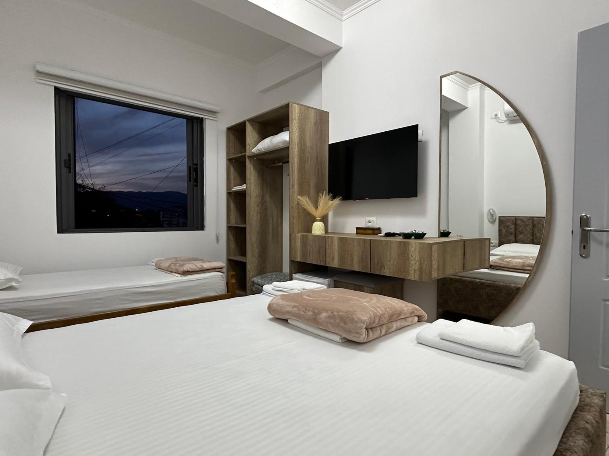 Lola's Hotel Gjirokastër